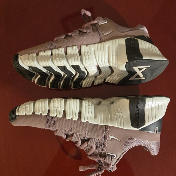 Nike Free Metcon 5 Women's Mauve Velvet Brown Size 6 NWOT - Picture 6 of 9